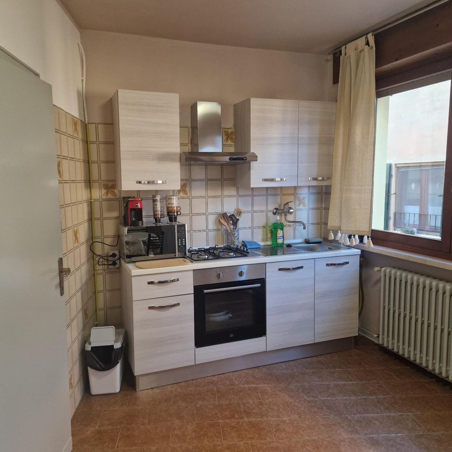 B&B Al Vittoriale Da Maja Gardone Riviera Buitenkant foto