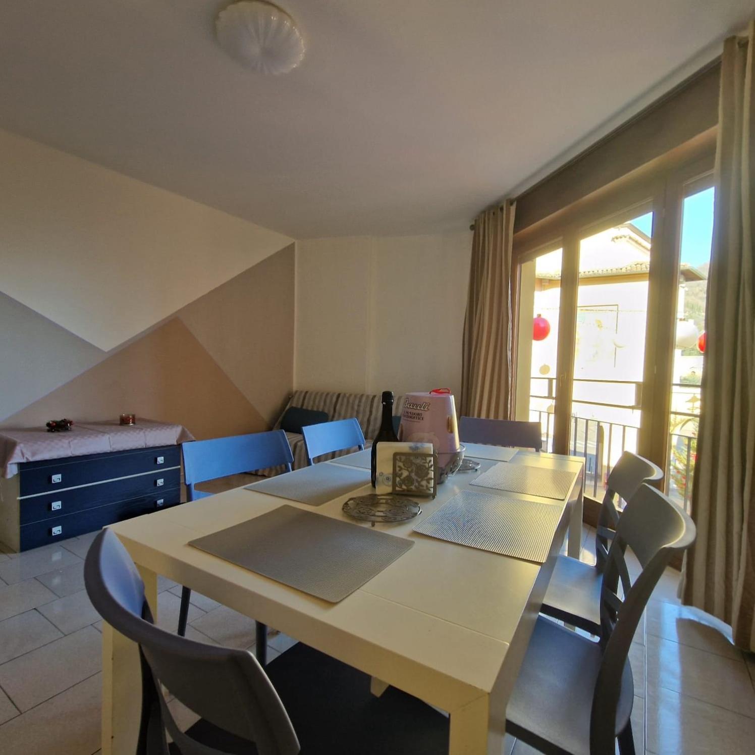 B&B Al Vittoriale Da Maja Gardone Riviera Buitenkant foto